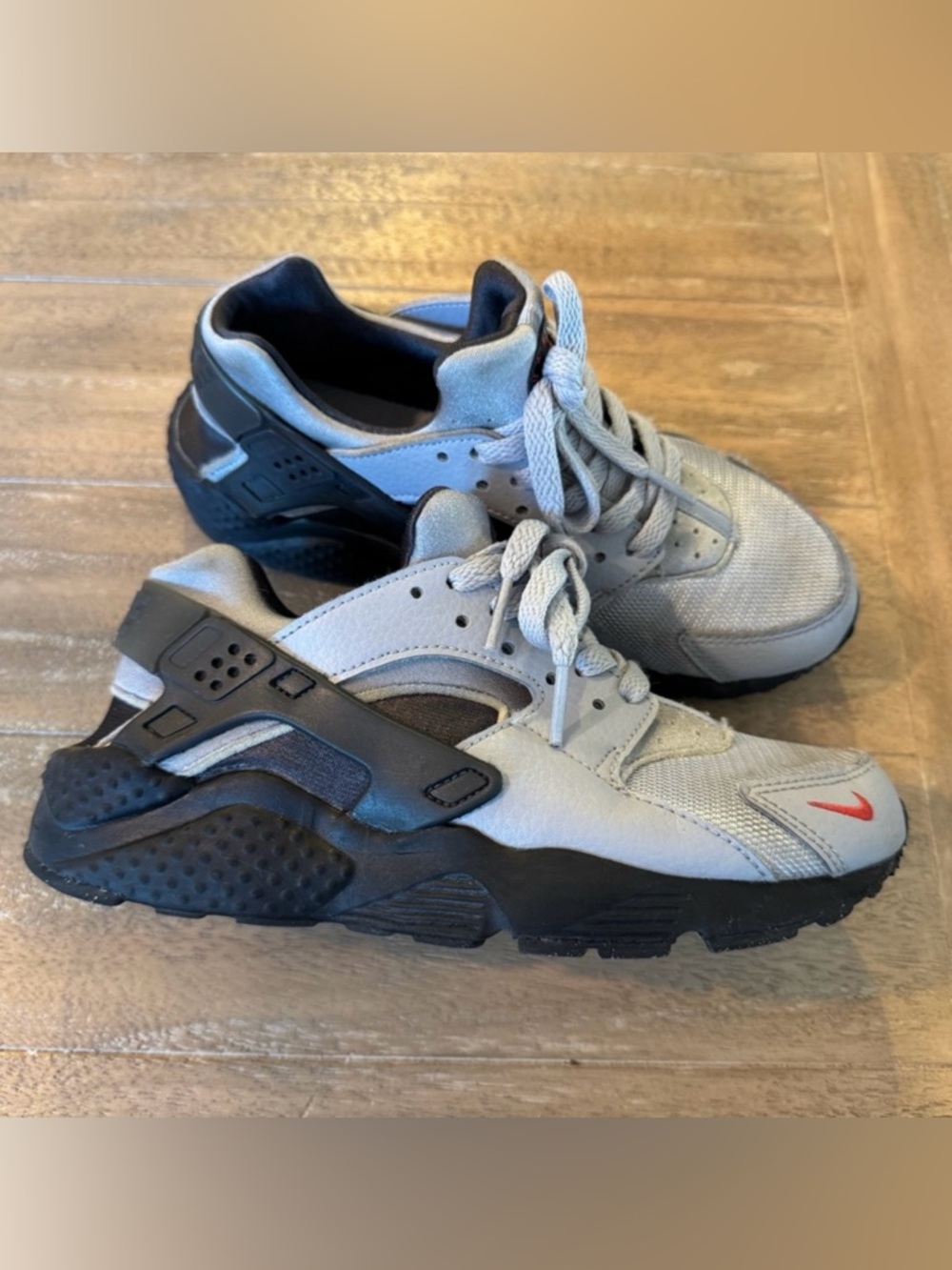 Nike Huaraches Kids Gray/Black Athletic Sneakers
